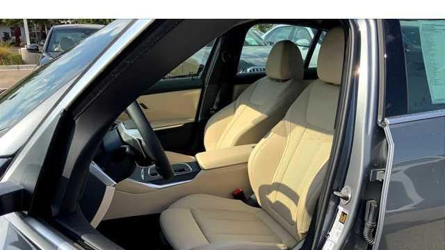 2025 BMW 3 Series 330i