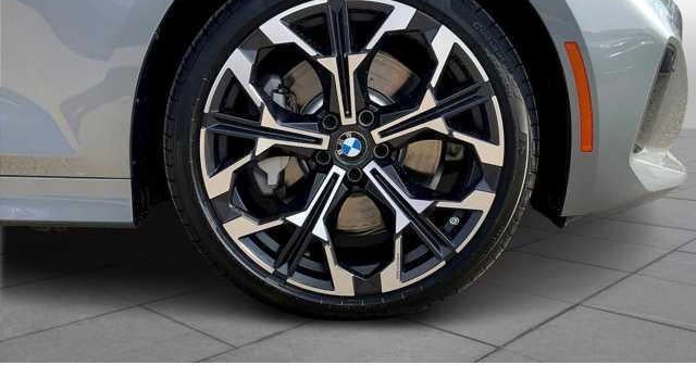 2025 BMW 3 Series 330i