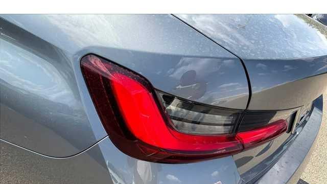 2025 BMW 3 Series 330i