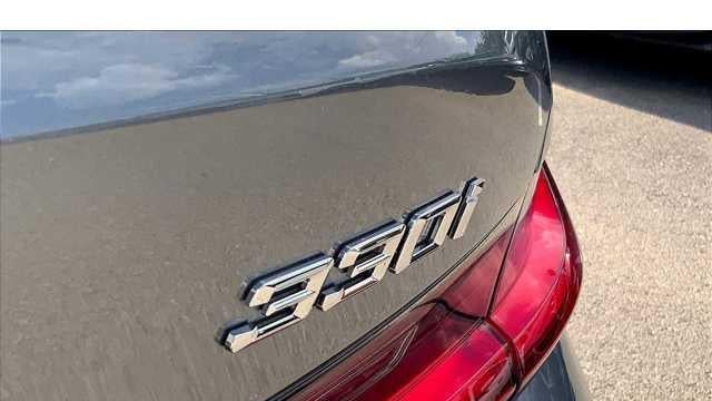 2025 BMW 3 Series 330i