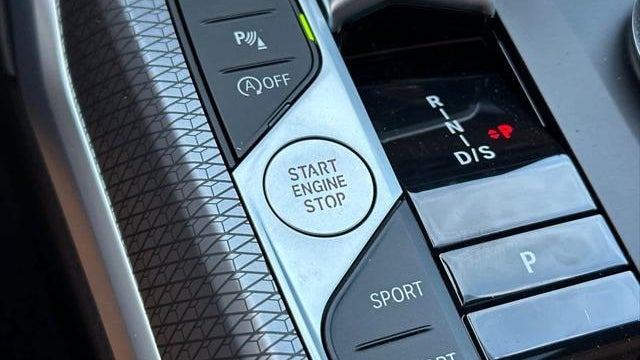 2026 BMW 3 Series 330i