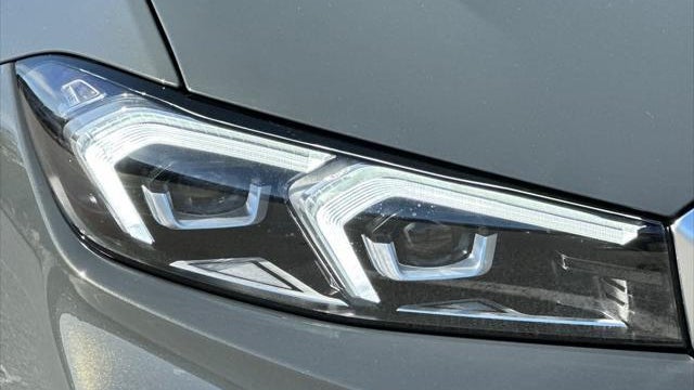 2026 BMW 3 Series 330i
