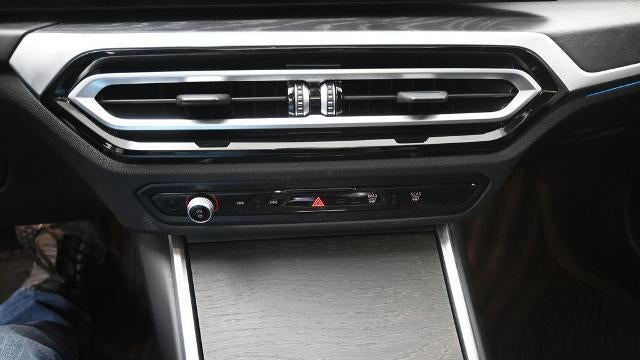 2023 BMW 3 Series 330i