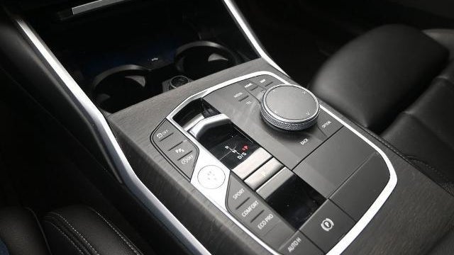 2023 BMW 3 Series 330i