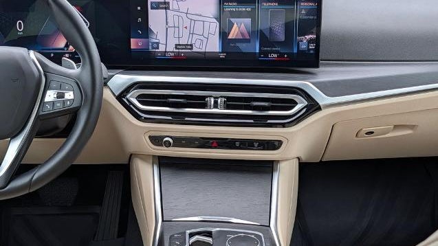 2023 BMW 3 Series 330i