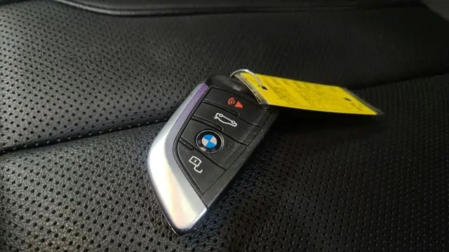 2024 BMW 3 Series 330i