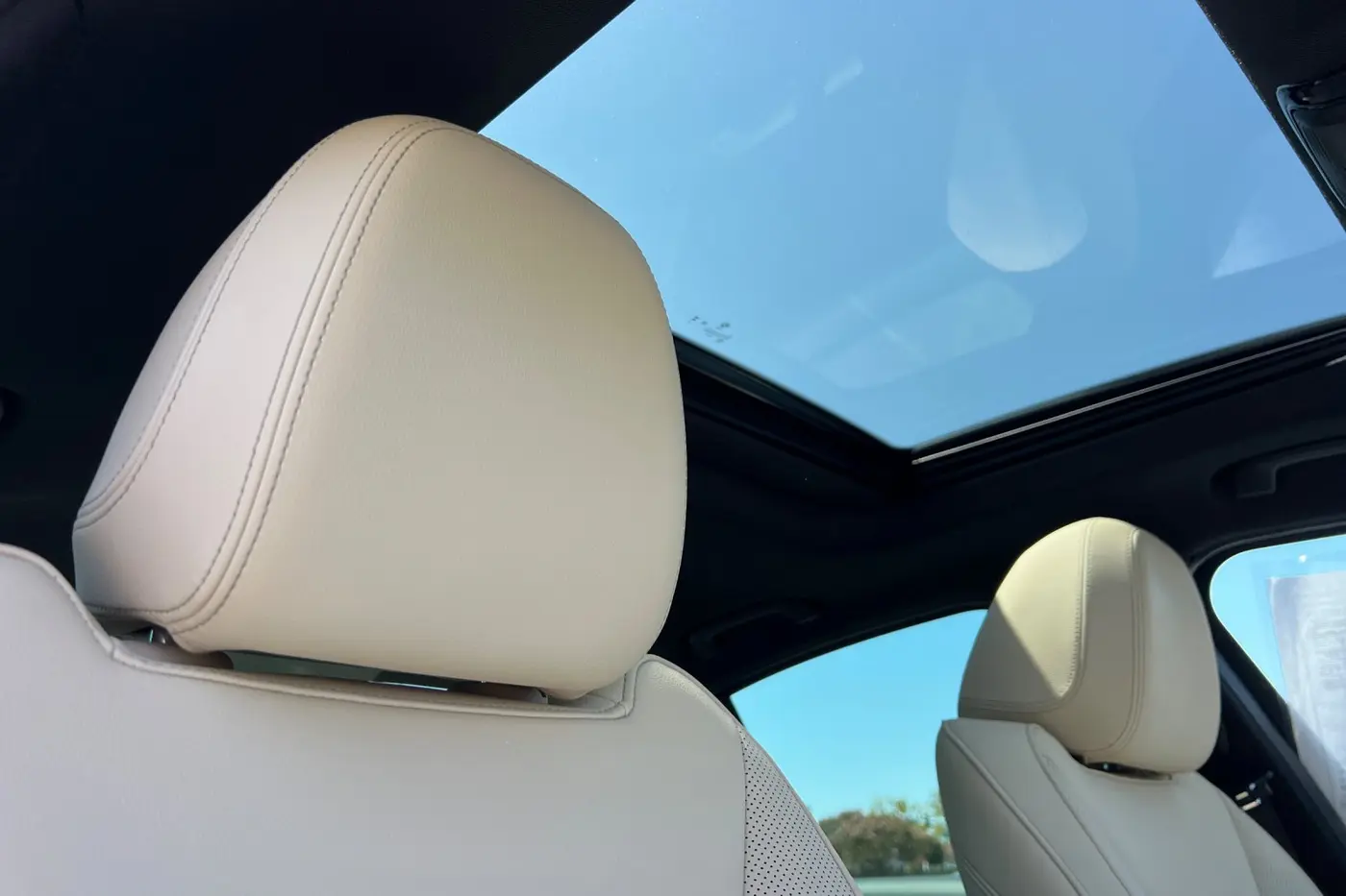 2023 BMW 330i - $32,500