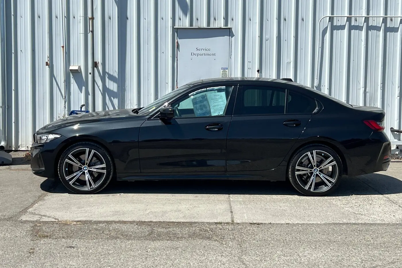 2023 BMW 330i - $31,950