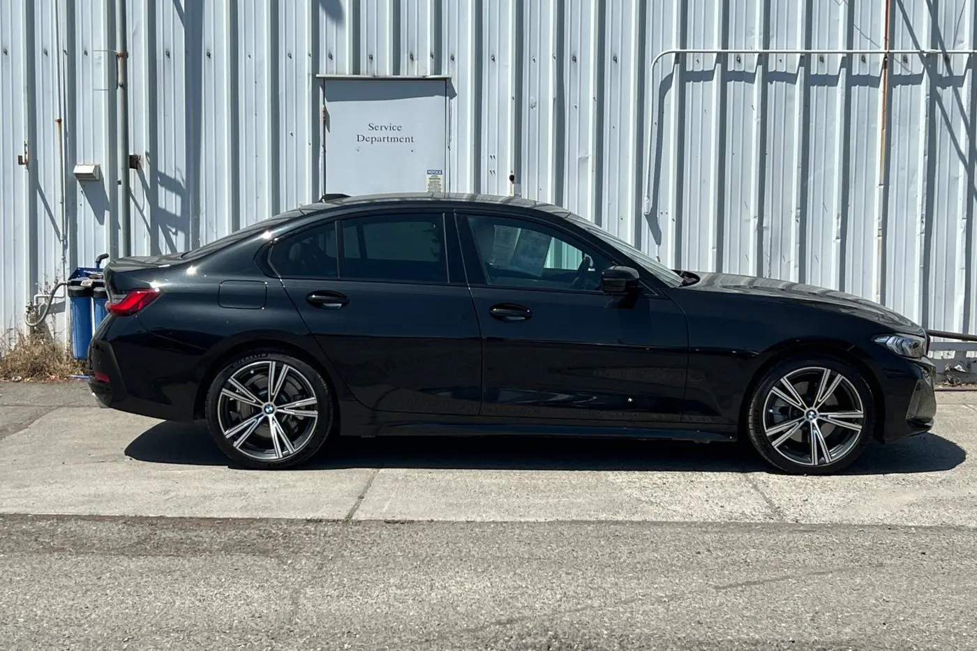 2023 BMW 330i - $31,950