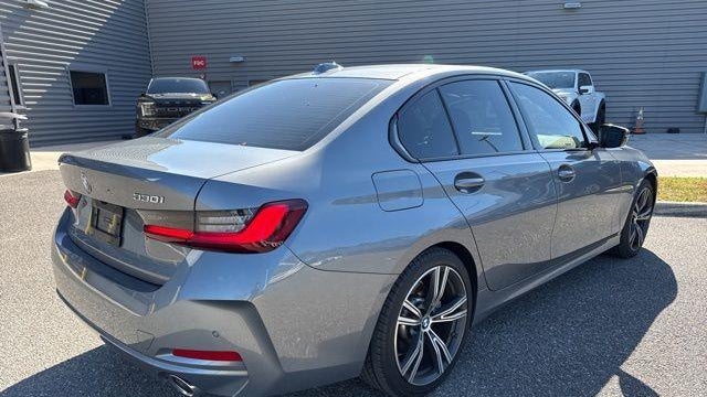 2023 BMW 3 Series 330i