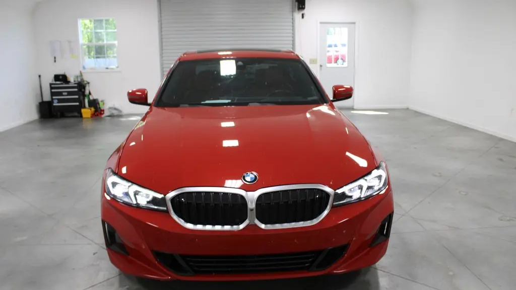 2023 BMW 3 Series 330i