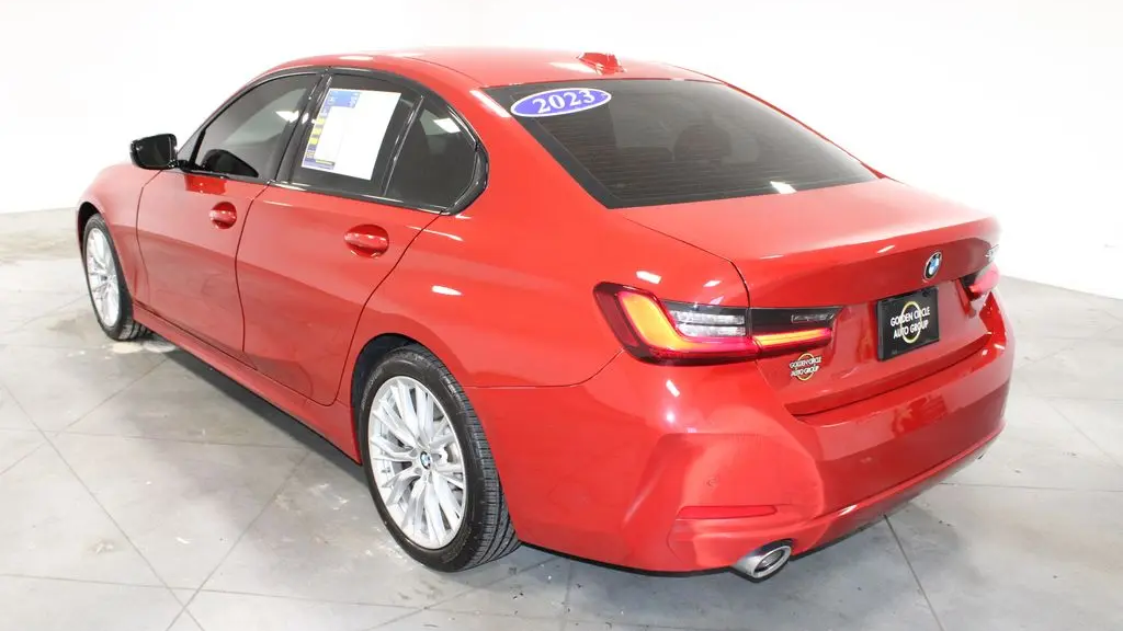 2023 BMW 3 Series 330i