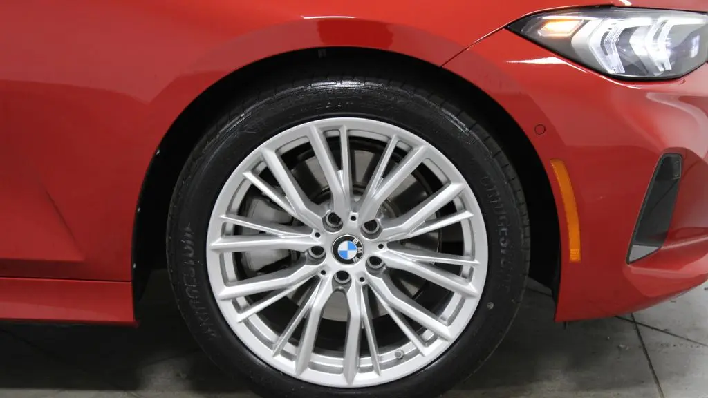 2023 BMW 3 Series 330i
