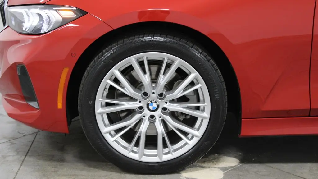 2023 BMW 3 Series 330i