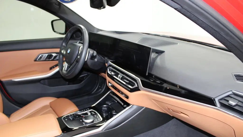 2023 BMW 3 Series 330i