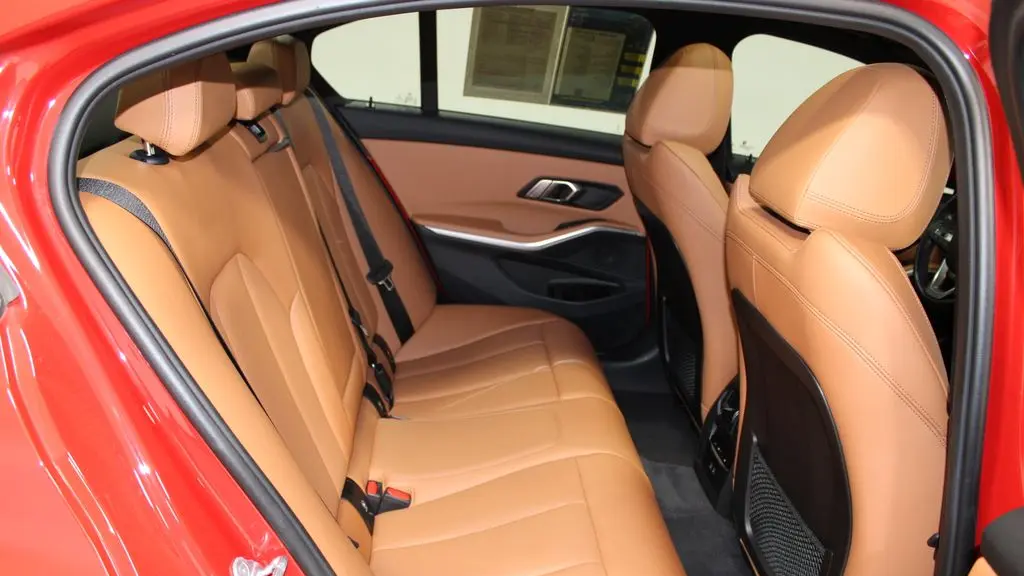 2023 BMW 3 Series 330i