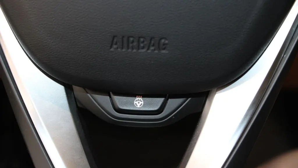 2023 BMW 3 Series 330i