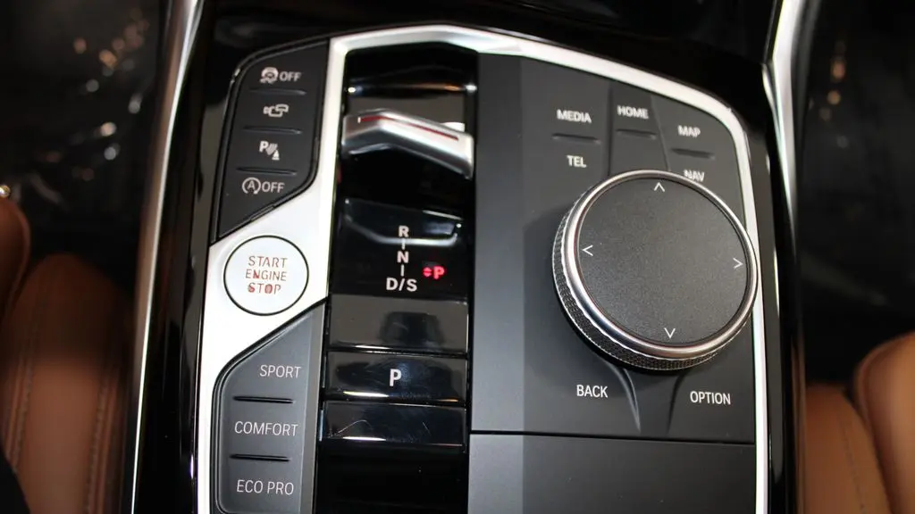 2023 BMW 3 Series 330i