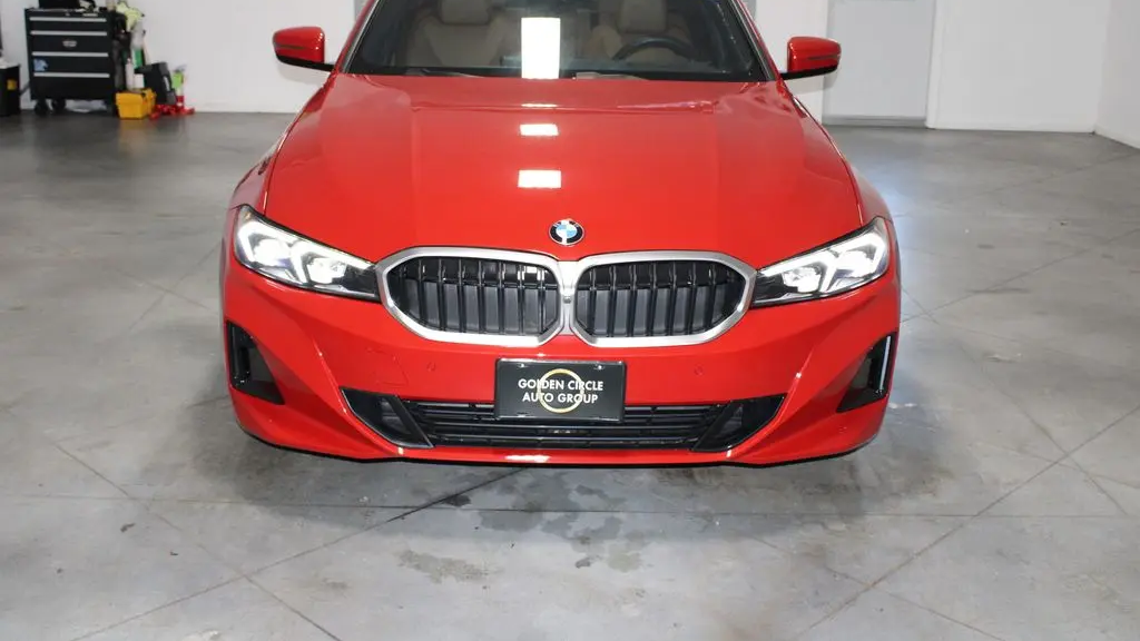2023 BMW 3 Series 330i