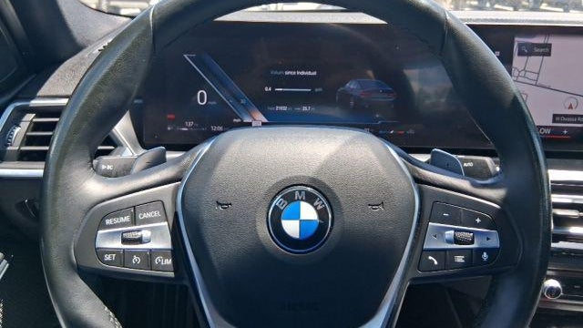 2024 BMW 3 Series 330i