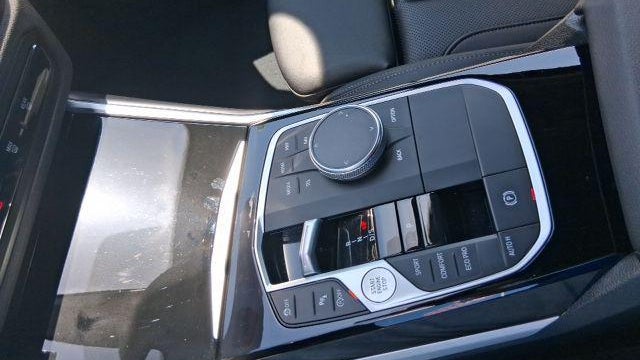 2024 BMW 3 Series 330i