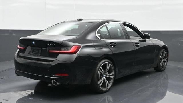 2024 BMW 3 Series 330i