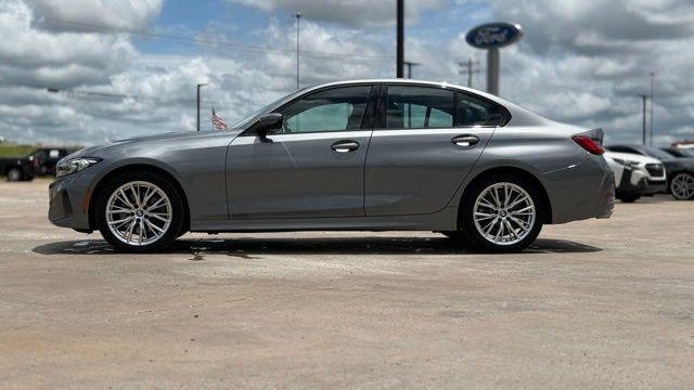 2023 BMW 3 Series 330i