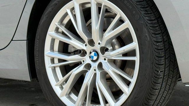 2023 BMW 3 Series 330i