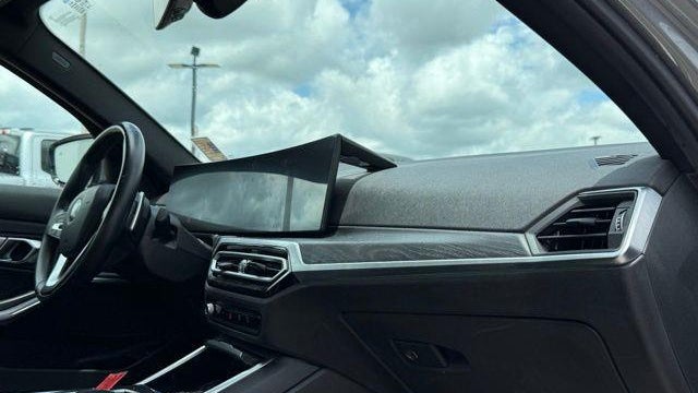 2023 BMW 3 Series 330i