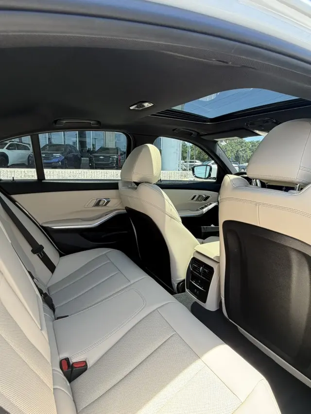 2024 BMW 330i - $35,750