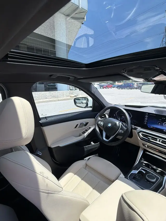 2024 BMW 330i - $35,750