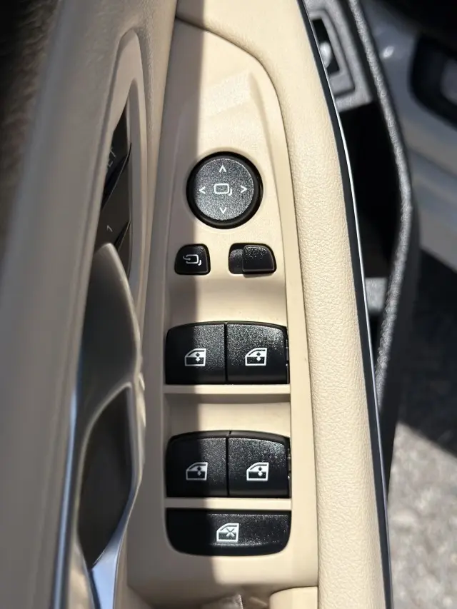 2024 BMW 330i - $35,750