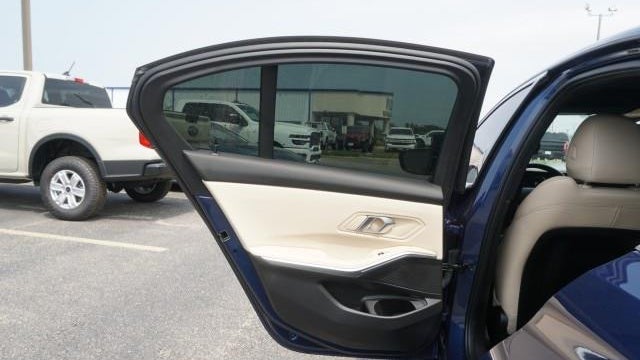 2024 BMW 3 Series 330i