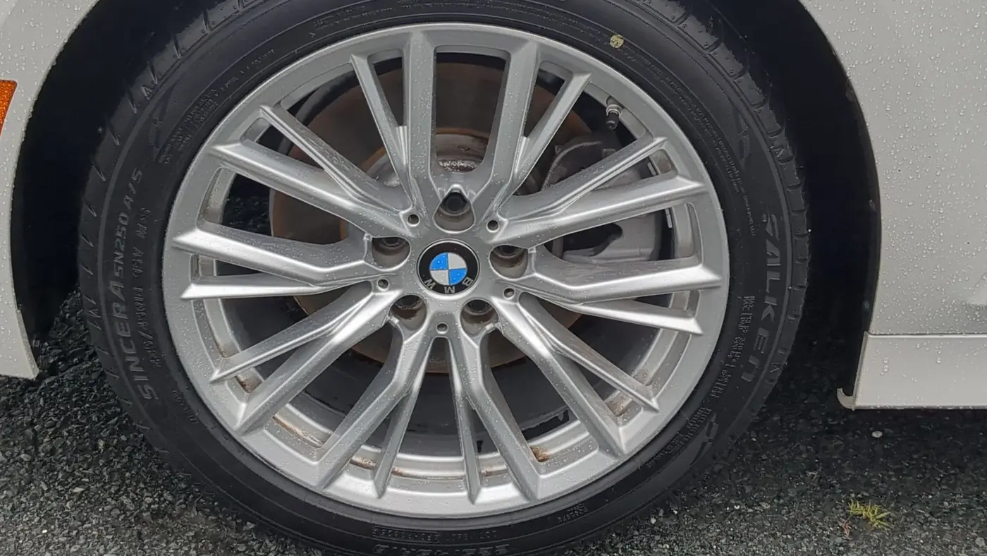 2024 BMW 3 Series 330i