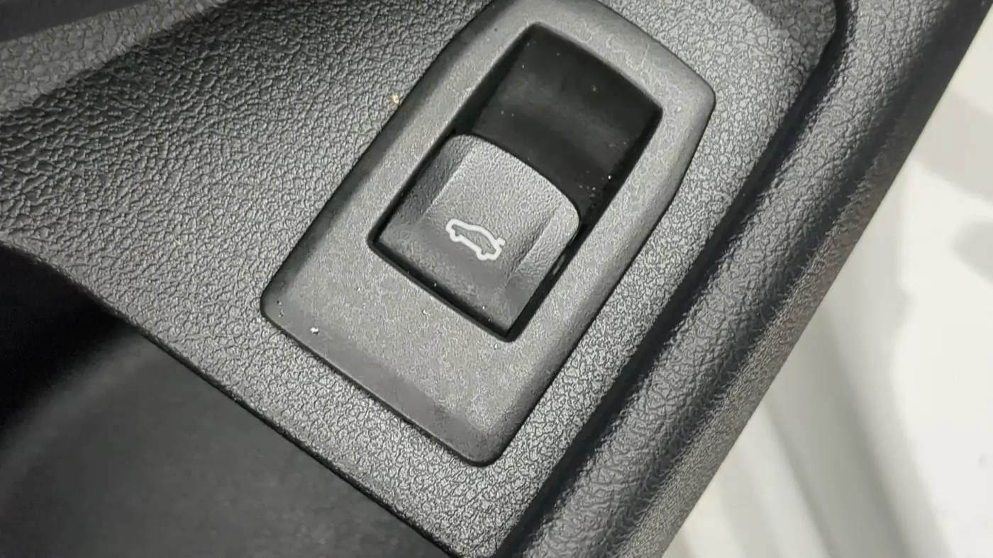 2024 BMW 3 Series 330i