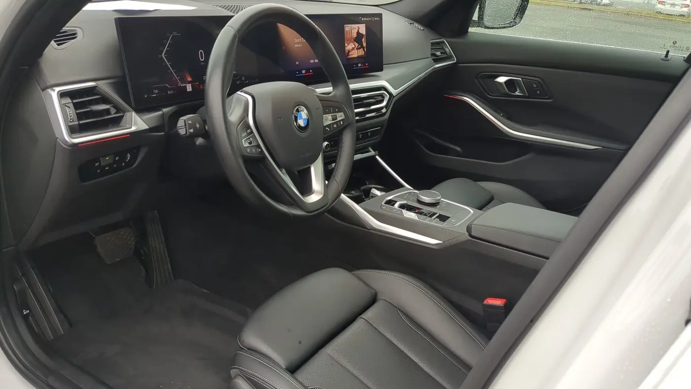 2024 BMW 3 Series 330i