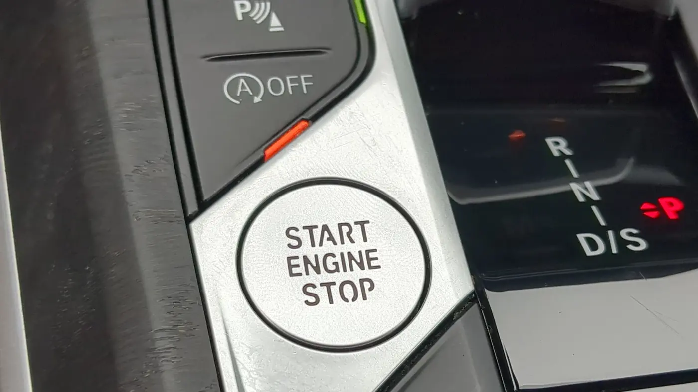 2024 BMW 3 Series 330i