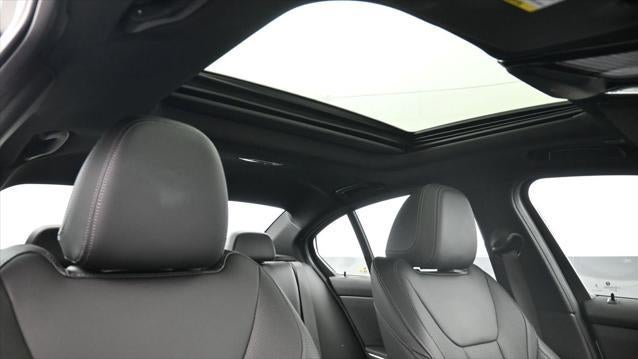 2023 BMW 3 Series 330i