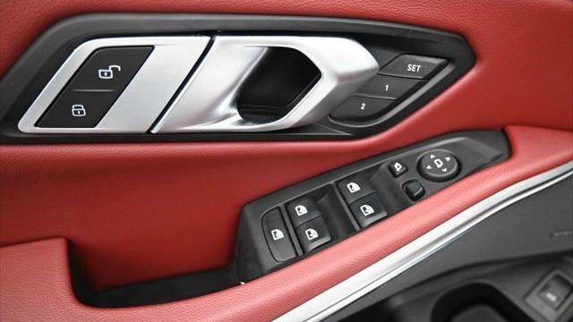 2023 BMW 3 Series 330i