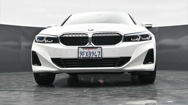 2023 BMW 3 Series 330i