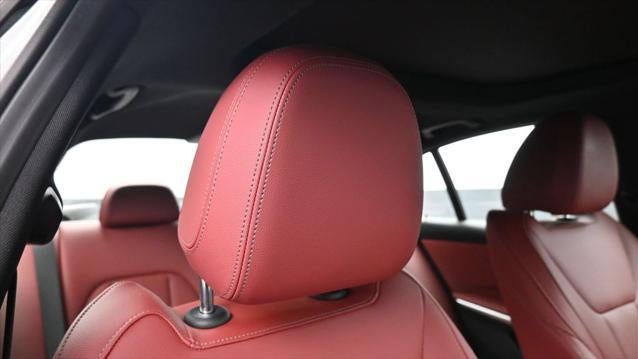 2024 BMW 3 Series 330i