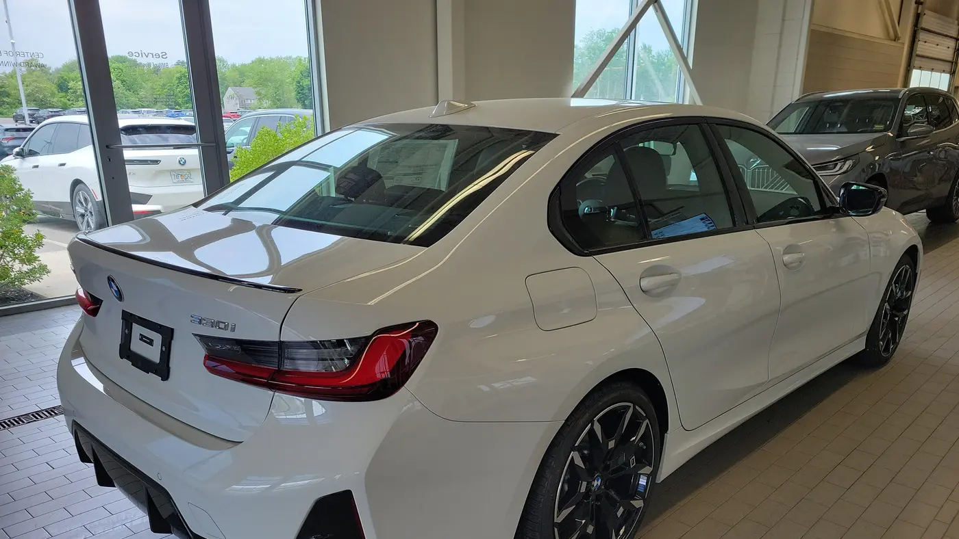 2026 BMW 3 Series 330i xDrive