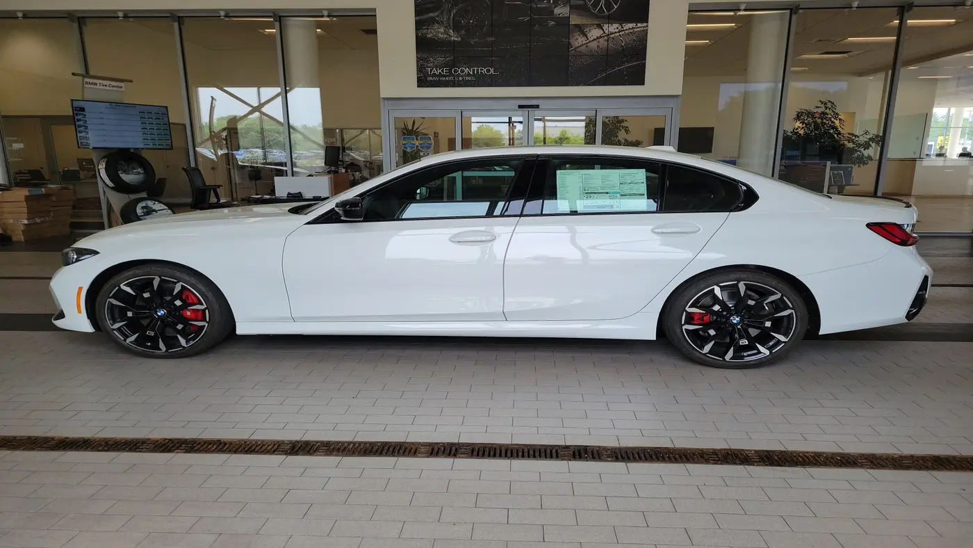 2026 BMW 3 Series 330i xDrive