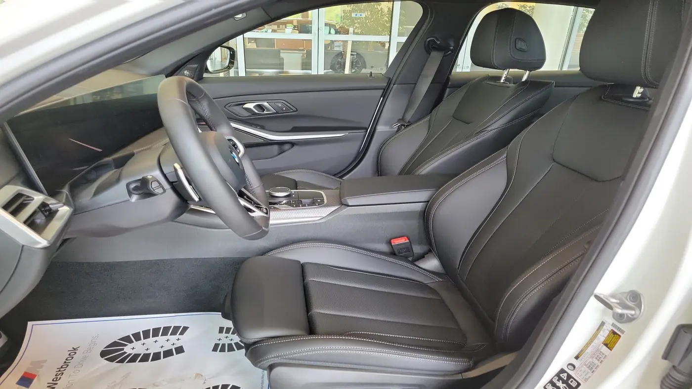 2026 BMW 3 Series 330i xDrive