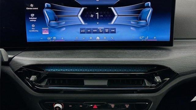 2025 BMW 3 Series 330i xDrive