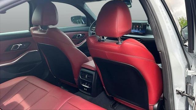 2025 BMW 3 Series 330i xDrive