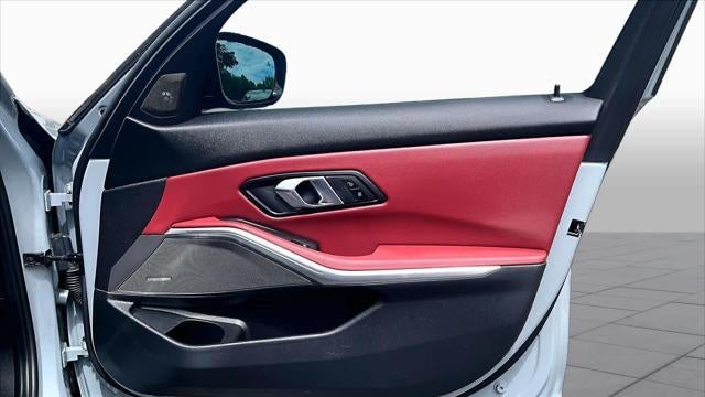 2025 BMW 3 Series 330i xDrive