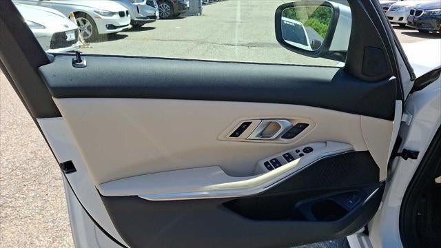 2025 BMW 3 Series 330i xDrive