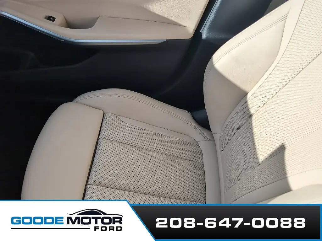 2026 BMW 330i - $38,999