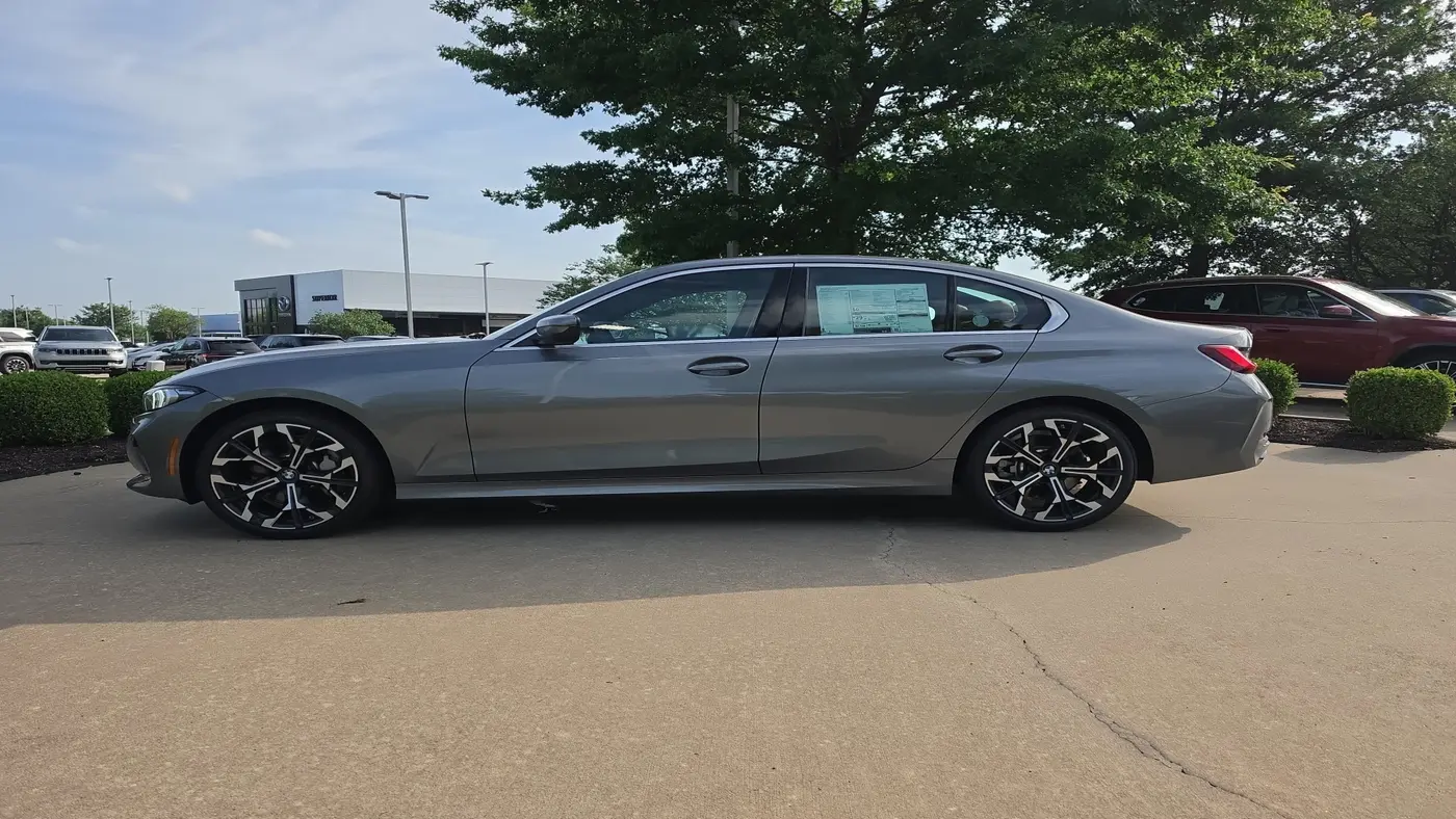 2026 BMW 3 Series 330i xDrive